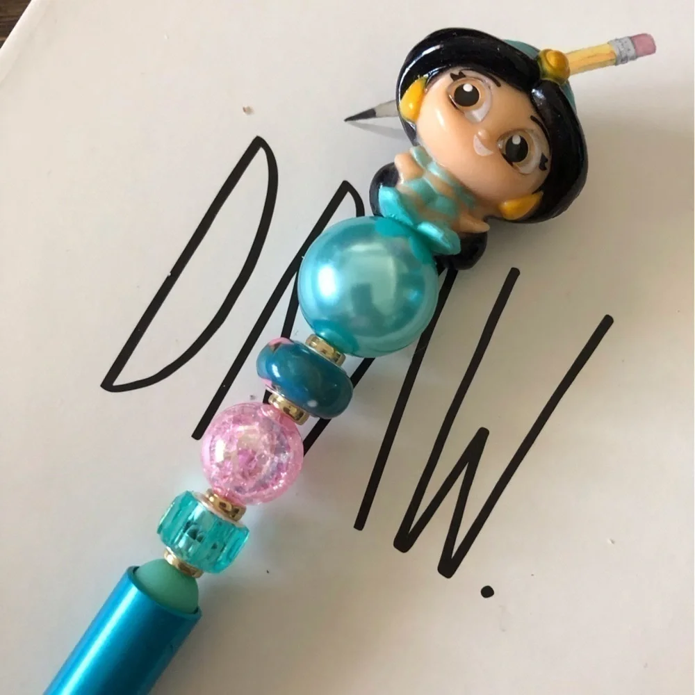 Disney Doorables: Aladdin: Princess Jasmine handmade beaded pen